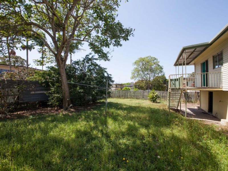 36 Maple St, Kingston QLD 4114