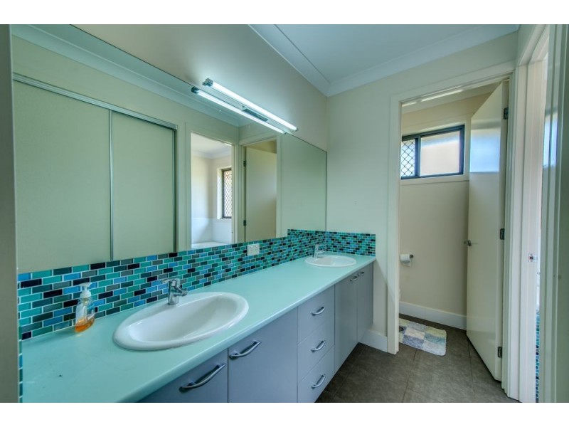 135 Dairy Creek Rd, Buccan QLD 4207