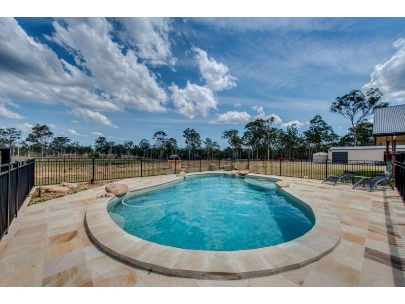 135 Dairy Creek Rd, Buccan QLD 4207