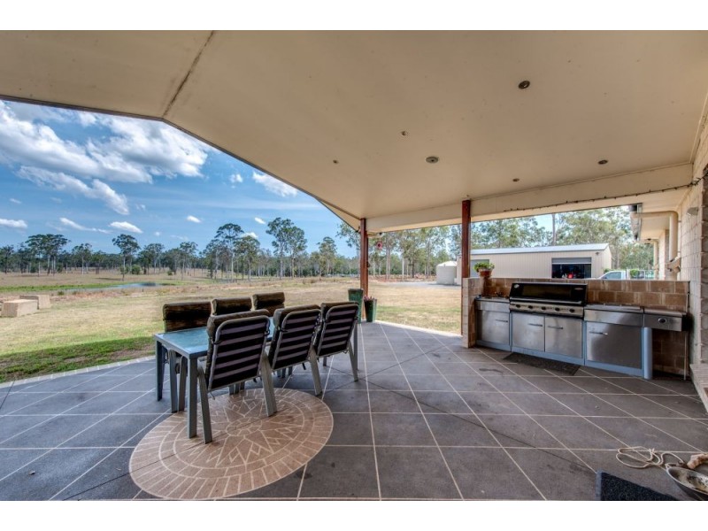 135 Dairy Creek Rd, Buccan QLD 4207