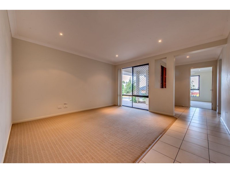 15 Juniper Street, Heathwood QLD 4110