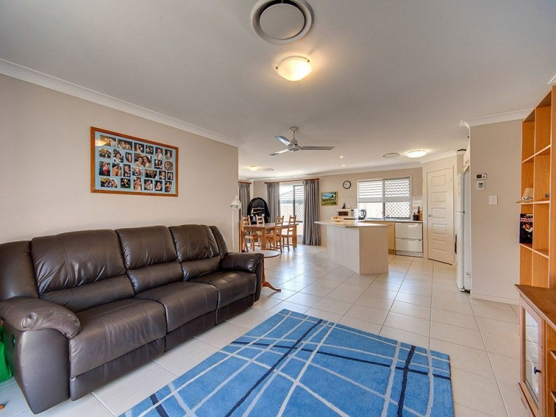 22 Ballyalla Crescent, Warner QLD 4500