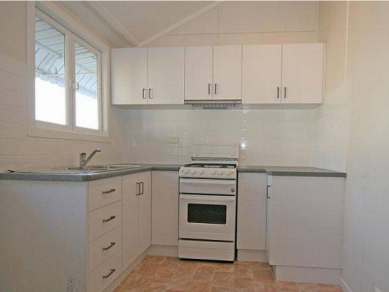 2/18 Norman Street, Wooloowin QLD 4030