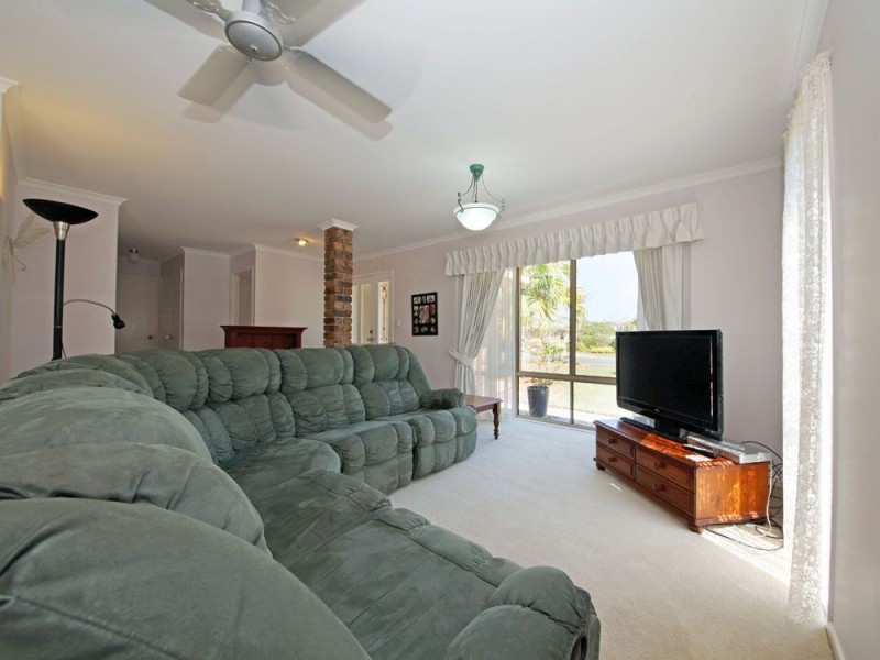 90 Pioneer Drive, Narangba QLD 4504