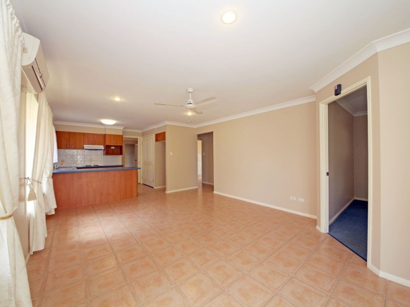 8 Canundra Street, North Lakes QLD 4509