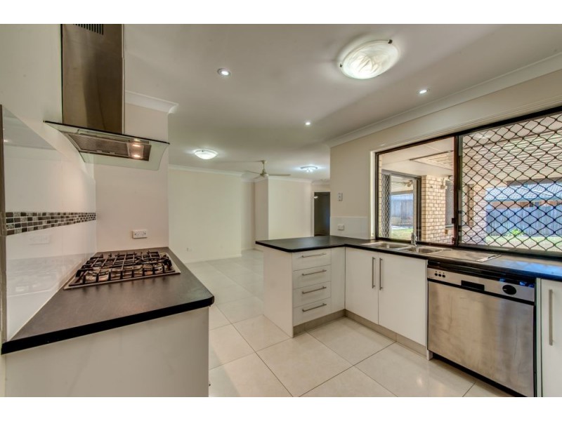 56 Leyburn Circuit, Forest Lake QLD 4078