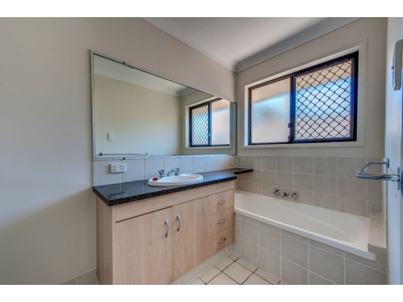 56 Leyburn Circuit, Forest Lake QLD 4078