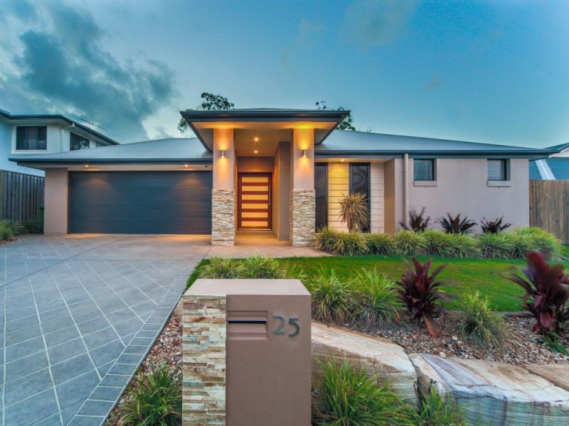 25 Conestoga Way, Upper Coomera QLD 4209