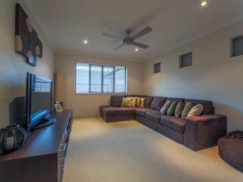 25 Conestoga Way, Upper Coomera QLD 4209