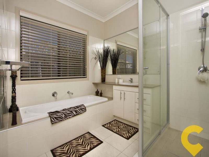 4 Coolibah Street, Heathwood QLD 4110