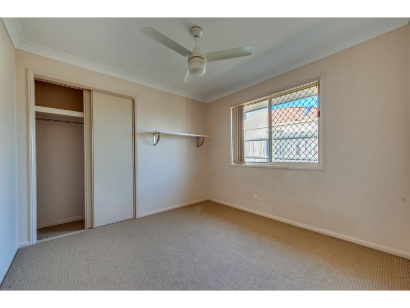 31 Vanessa Crt, Camira QLD 4300