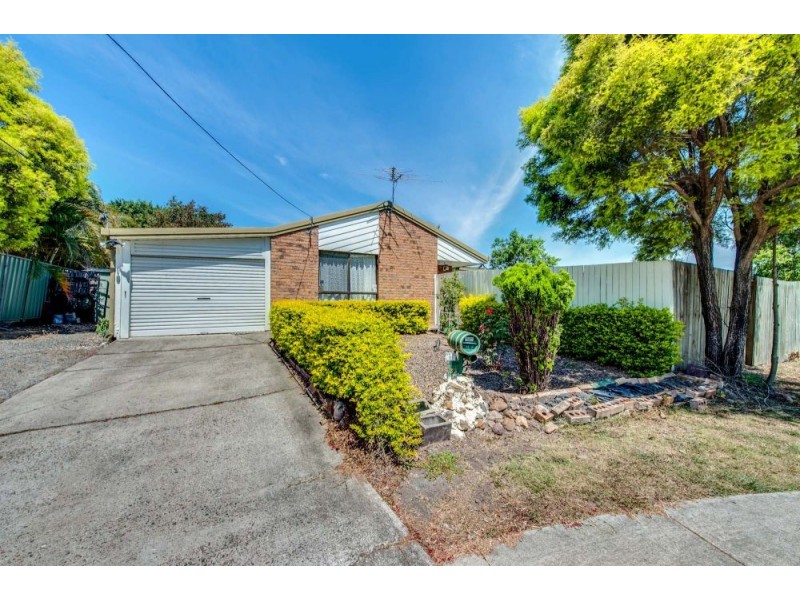 32 Barry Drive, Redbank Plains QLD 4301