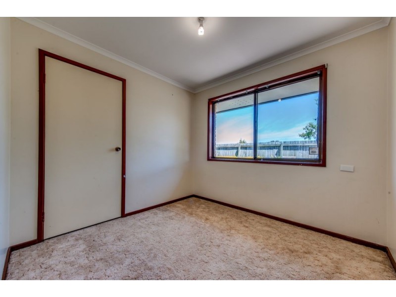 32 Barry Drive, Redbank Plains QLD 4301