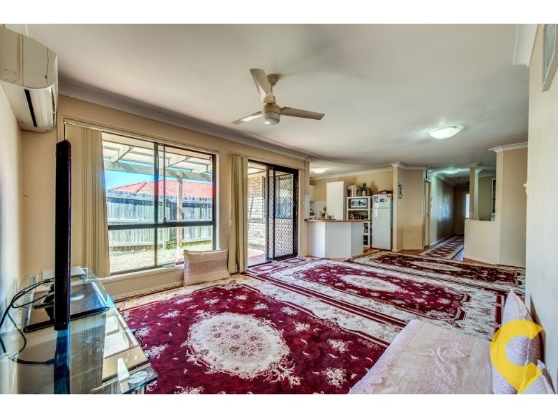 20 Moran Crescent, Forest Lake QLD 4078