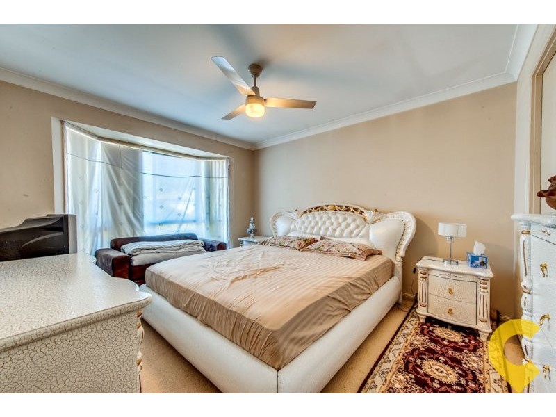 20 Moran Crescent, Forest Lake QLD 4078