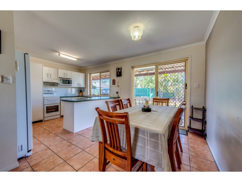4 Kaiser Court, Waterford West QLD 4133