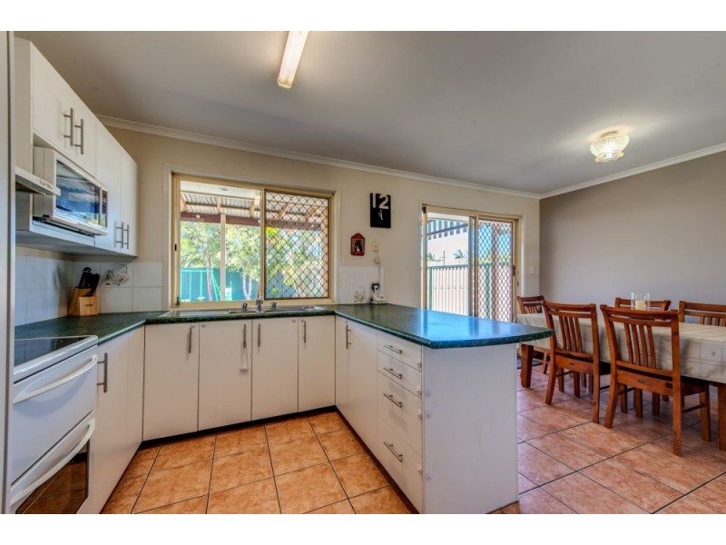 4 Kaiser Court, Waterford West QLD 4133