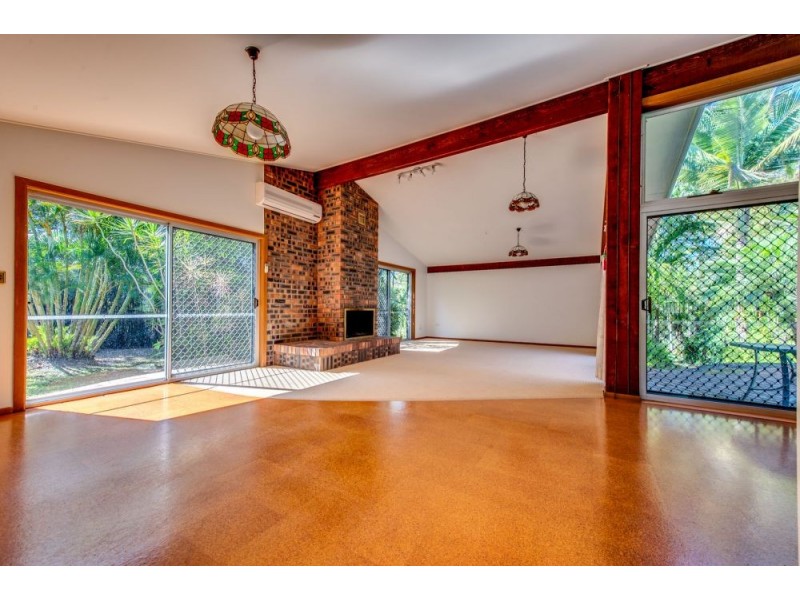 1167 Mt Gravatt Capalaba Rd, Burbank QLD 4156