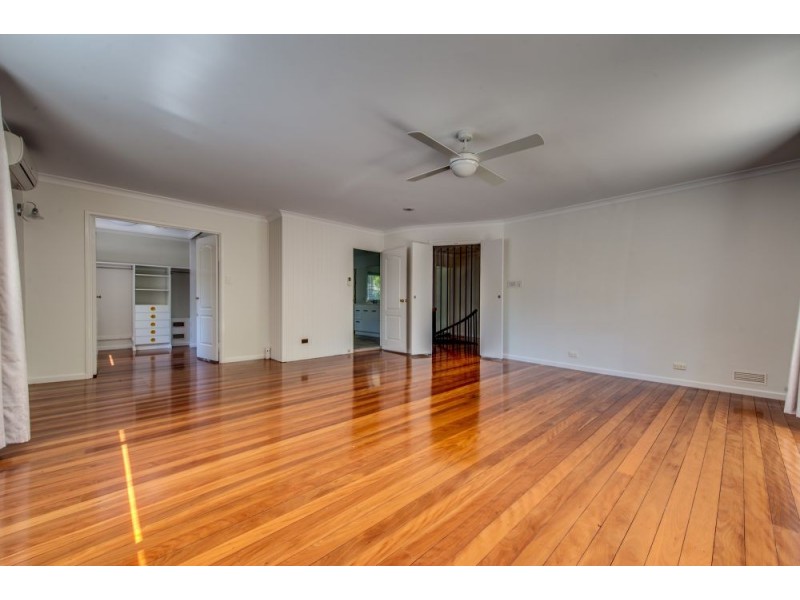1167 Mt Gravatt Capalaba Rd, Burbank QLD 4156