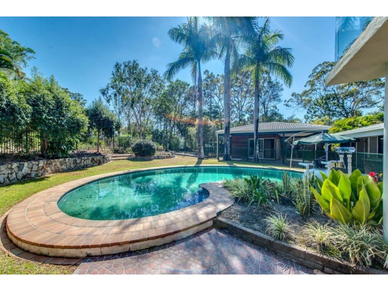 1167 Mt Gravatt Capalaba Rd, Burbank QLD 4156
