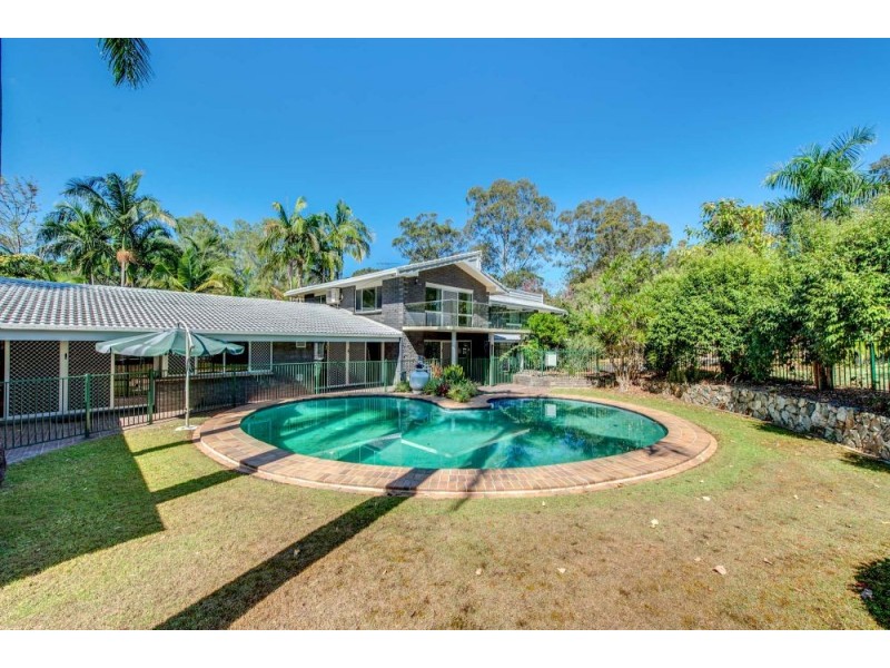 1167 Mt Gravatt Capalaba Rd, Burbank QLD 4156