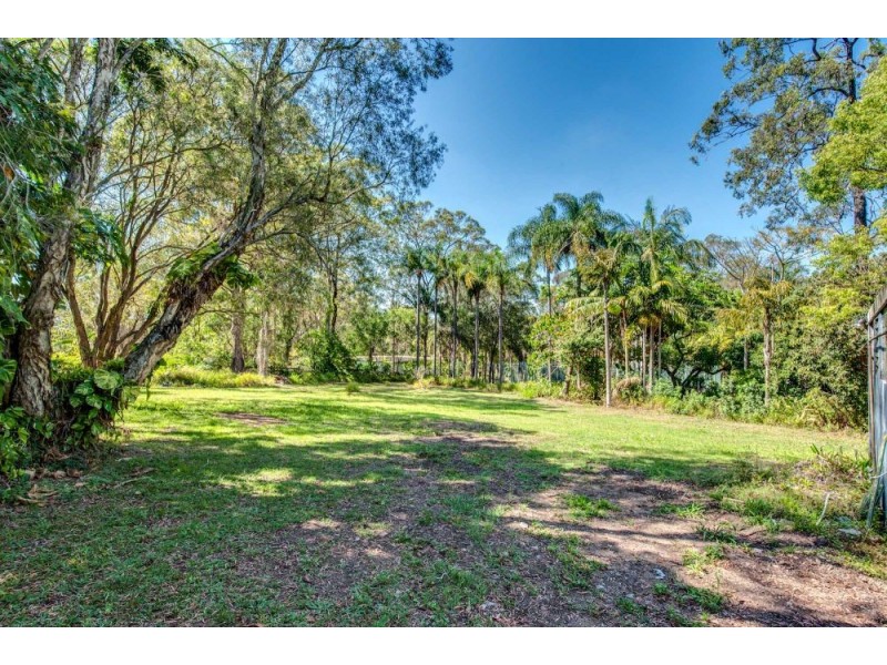 1167 Mt Gravatt Capalaba Rd, Burbank QLD 4156