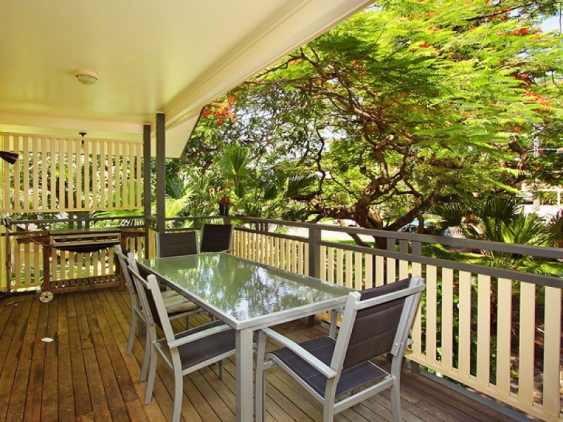 22 Gramere Avenue, Ashgrove QLD 4060