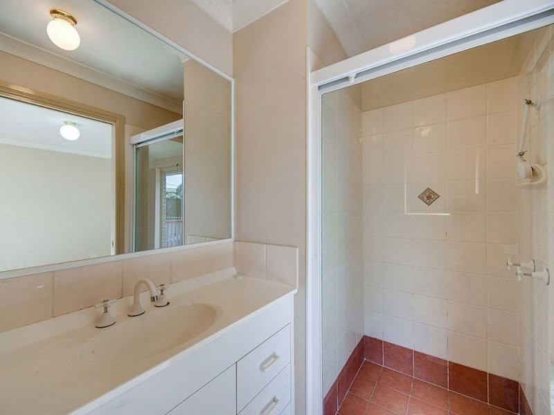 2/14 School Road, Stafford QLD 4053