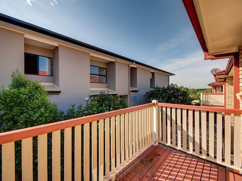 2/14 School Road, Stafford QLD 4053
