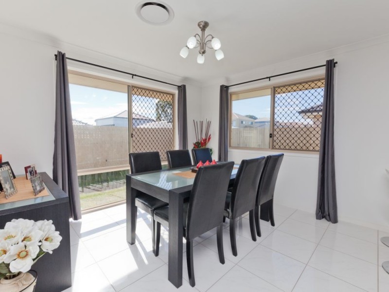 30 Miers Crescent, Murrumba Downs QLD 4503