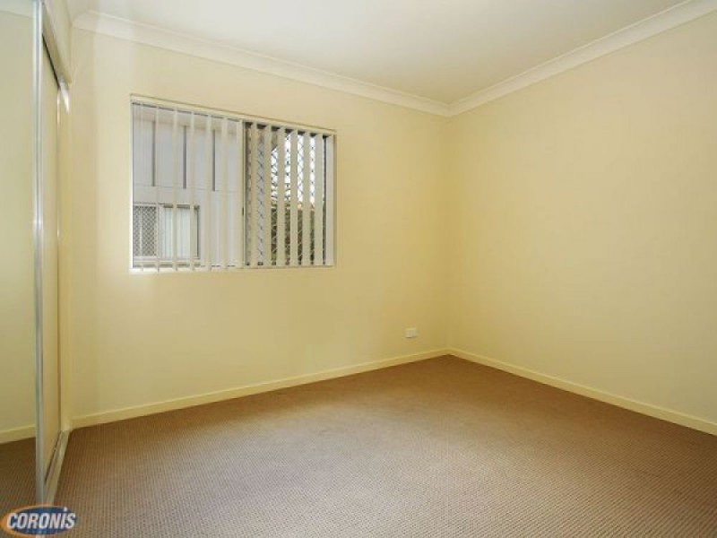 12/2a White Street, Everton Park QLD 4053