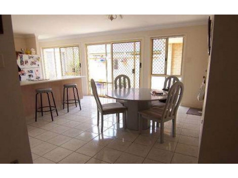 18 Rimu Crescent, Forest Lake QLD 4078