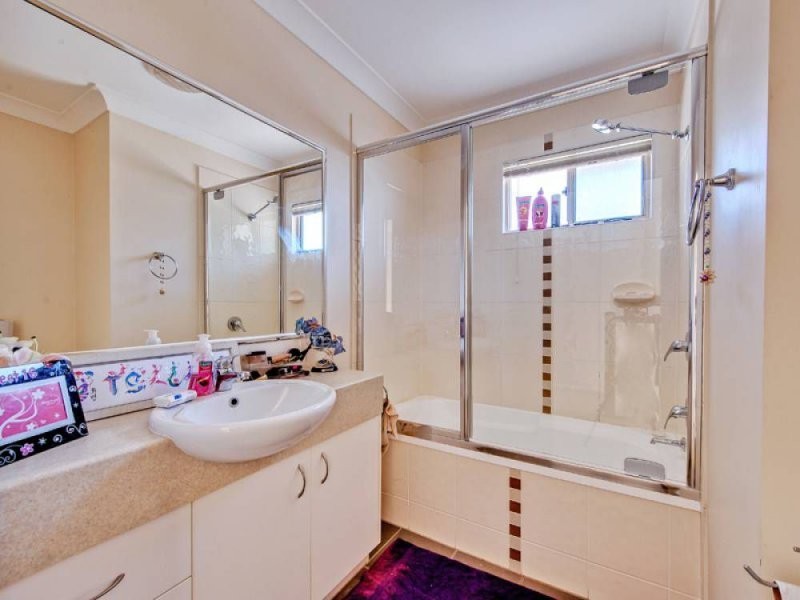 9/154 River Hills Rd, Eagleby QLD 4207