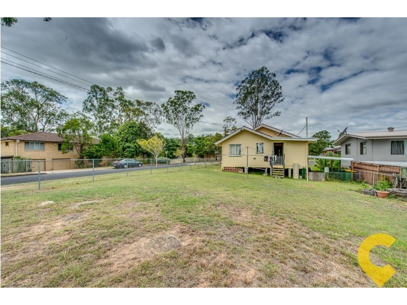 18 Bellhaven Drive, Bundamba QLD 4304