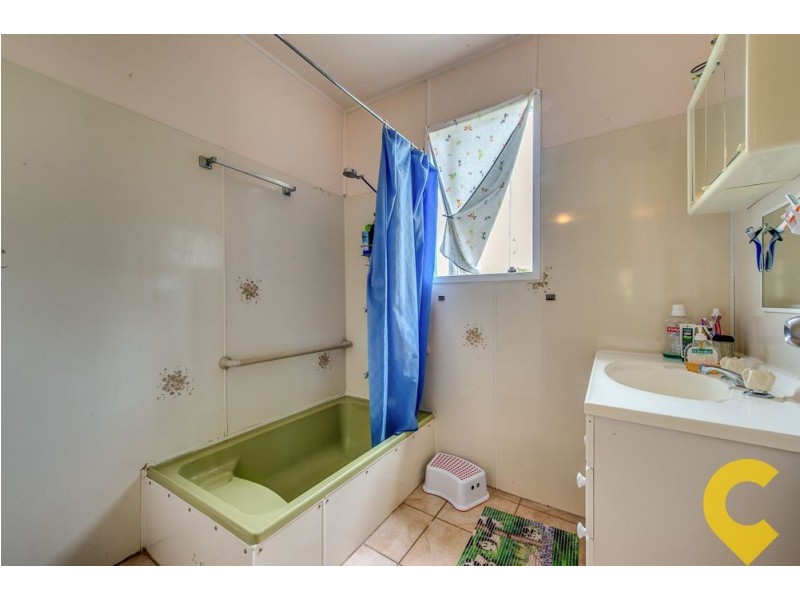 18 Bellhaven Drive, Bundamba QLD 4304