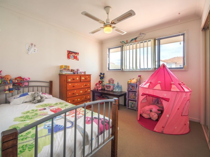 30/2 Studio Drive, Pacific Pines QLD 4211