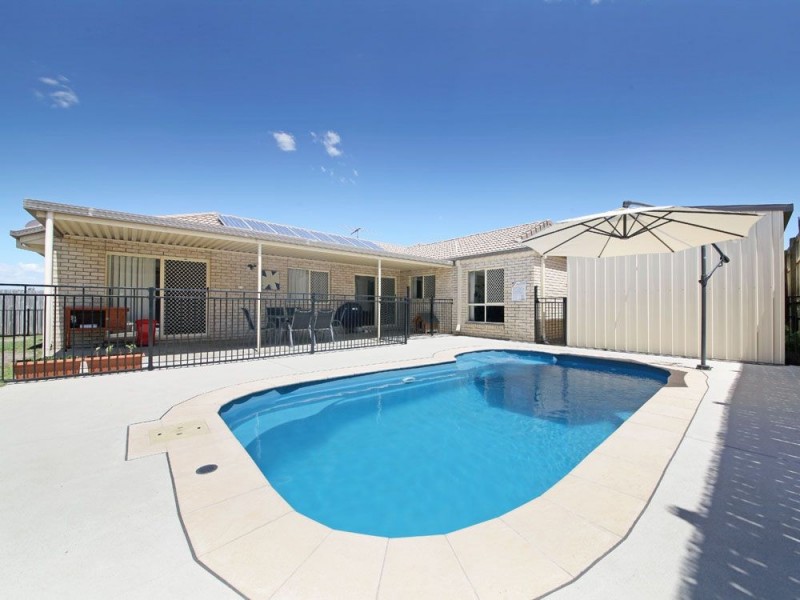 17 Riverbend Crescent, Morayfield QLD 4506