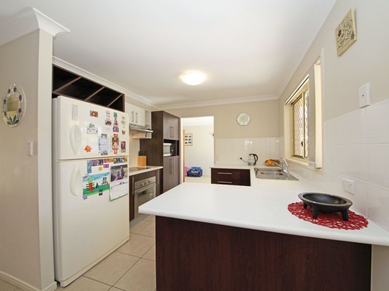 17 Riverbend Crescent, Morayfield QLD 4506