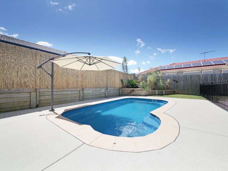 17 Riverbend Crescent, Morayfield QLD 4506