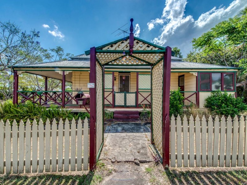 85 Thorn Street, Ipswich QLD 4305