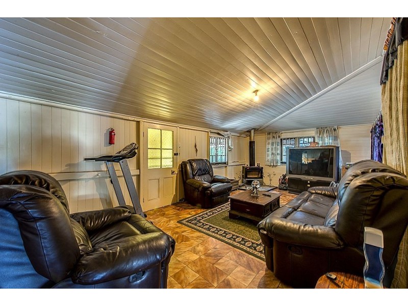 85 Thorn Street, Ipswich QLD 4305