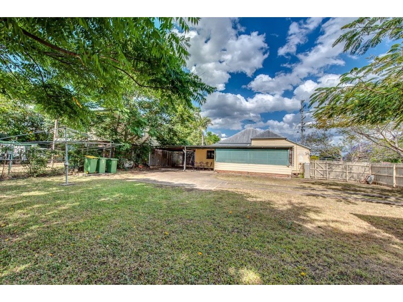 85 Thorn Street, Ipswich QLD 4305