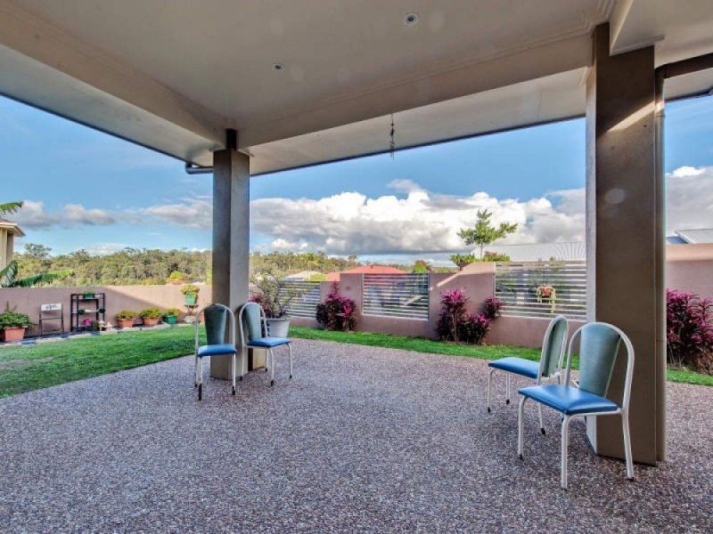 230 Lakeside Ave, Springfield Lakes QLD 4300