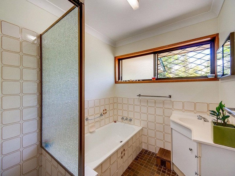 3 Gehrman Court, Petrie QLD 4502