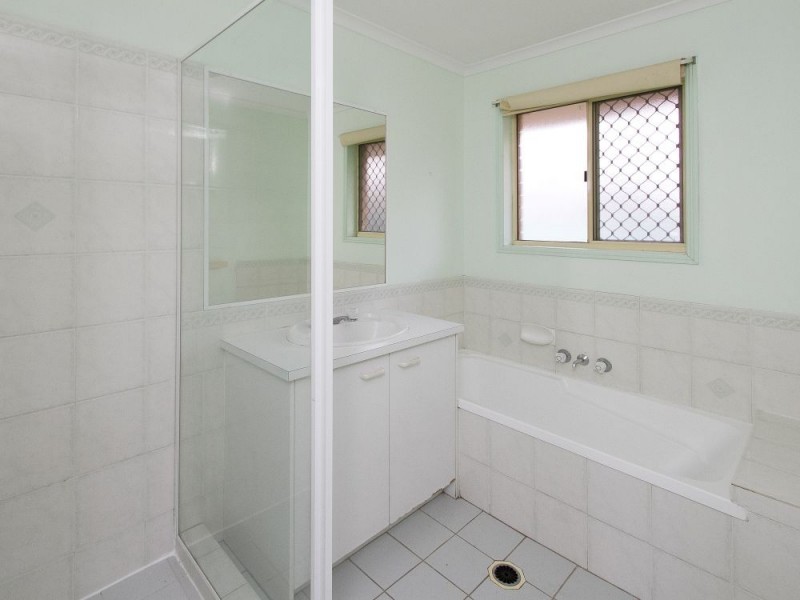 2 Rialto Street, Caboolture QLD 4510