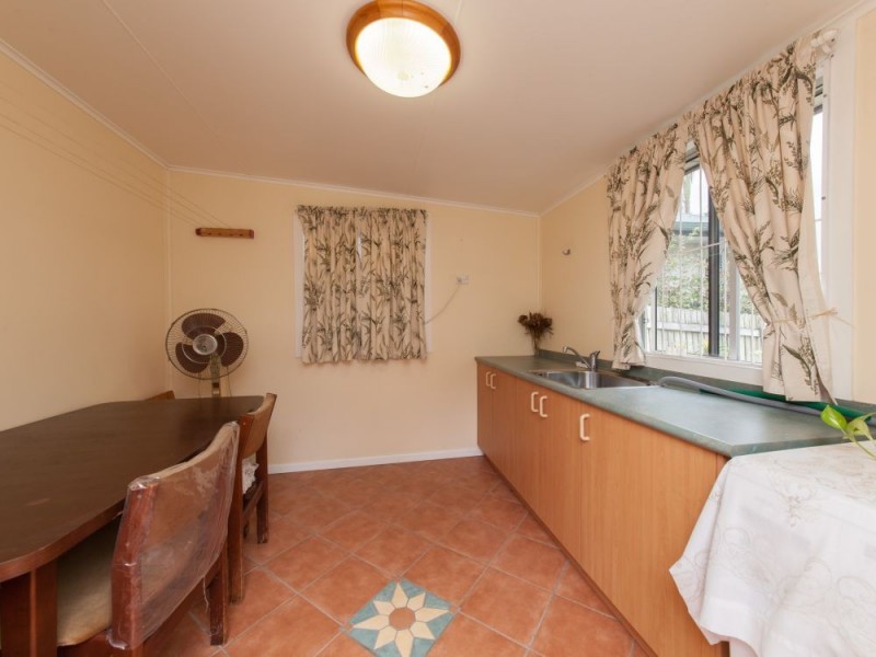 15 Baynes Street, Highgate Hill QLD 4101