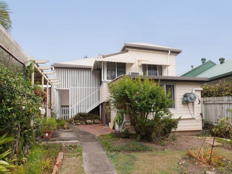 15 Baynes Street, Highgate Hill QLD 4101