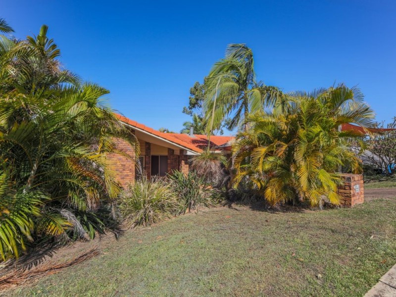 17 Melbourne Road, Arundel QLD 4214