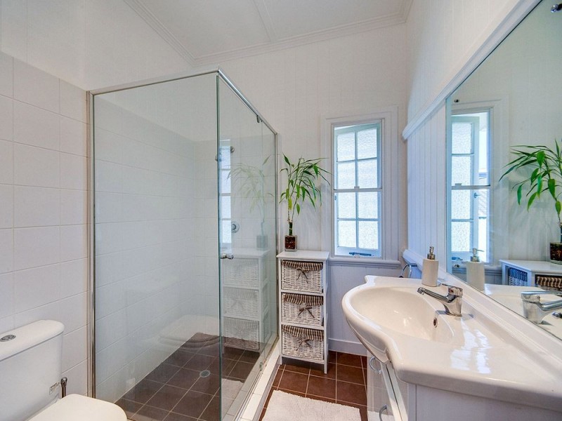 11 Doris Street, Deagon QLD 4017