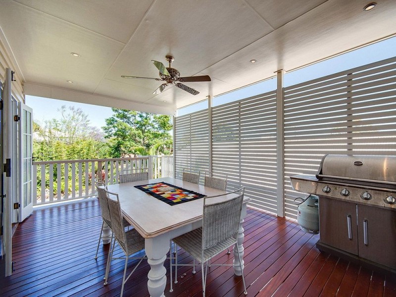 11 Doris Street, Deagon QLD 4017